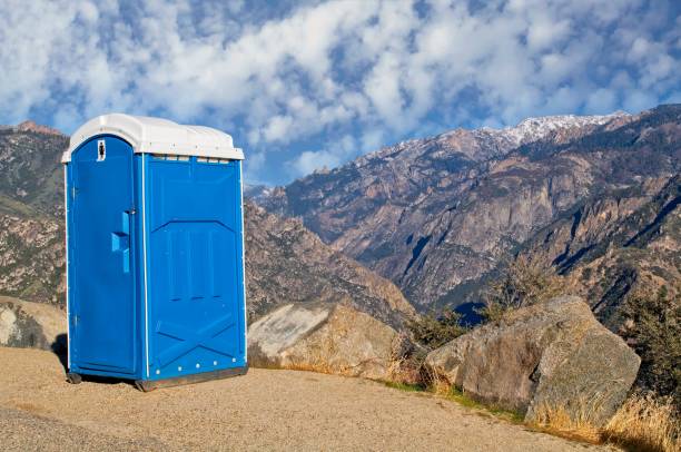 Best Luxury portable toilet rental  in Trafalgar, IN