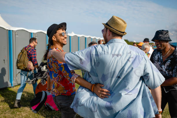 Best Construction site porta potty rental  in Trafalgar, IN